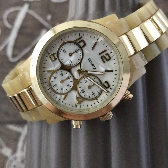 Dress watch - Picture 2 of 5